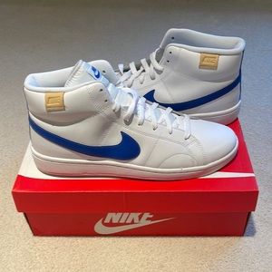 Brand New with box never worn Nike mens Court Royale 2 Mid Size 11.